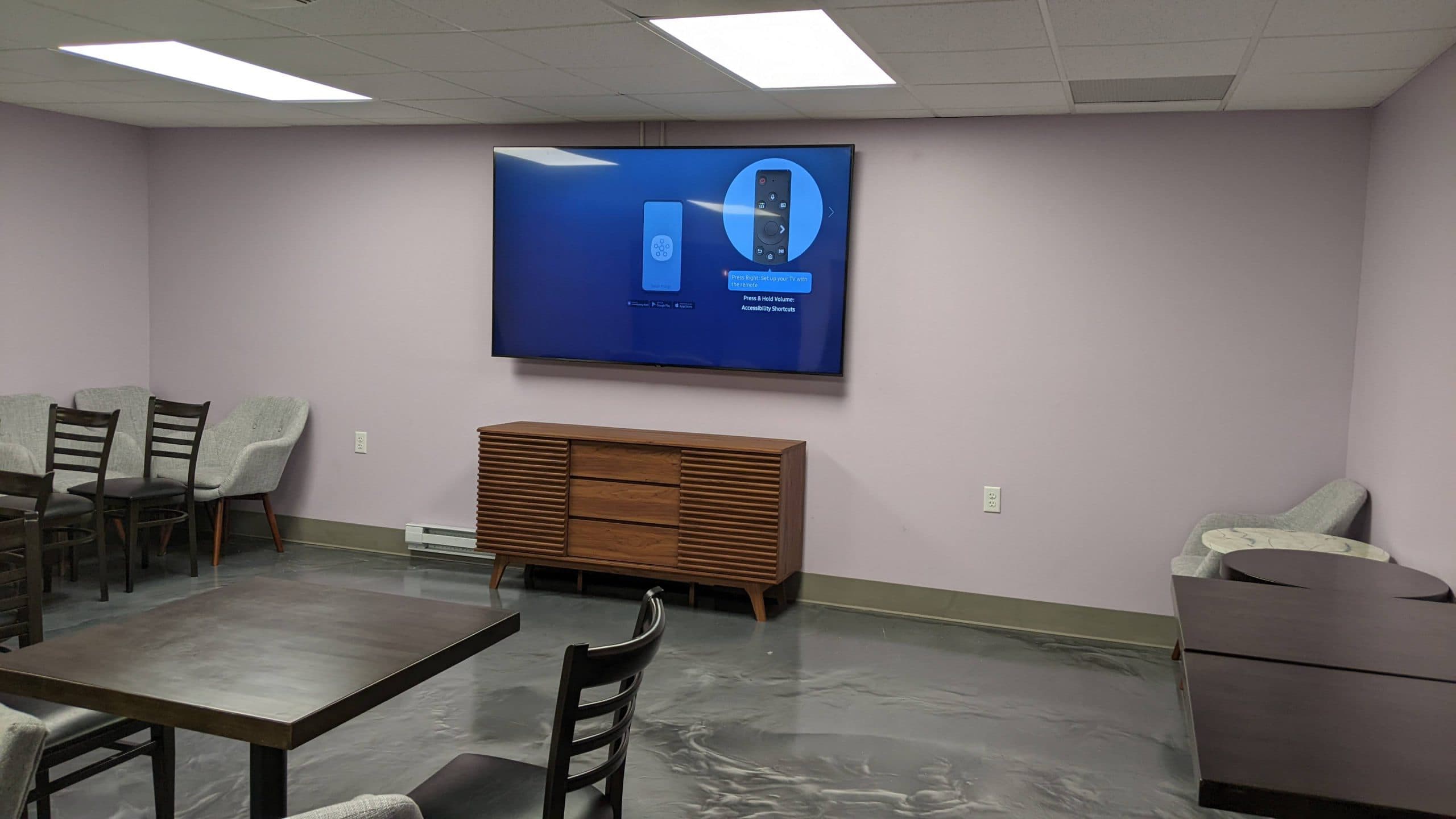 Guest lounge